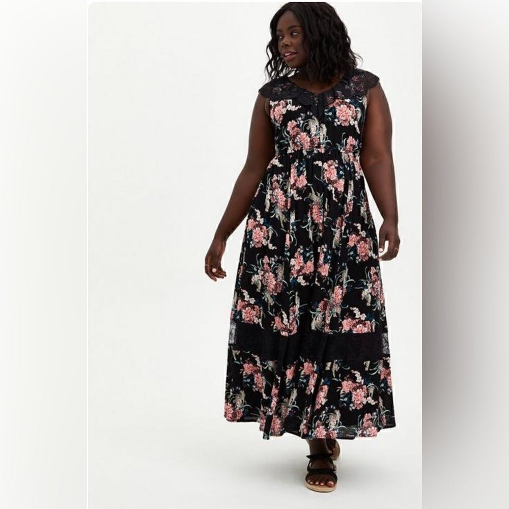 Torrid maxi gauze smocked waist dress floral black size 3